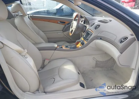 2004 Mercedes-Benz Sl 500 z USA, uszkodzony, nr VIN WDBSK75F04F070592